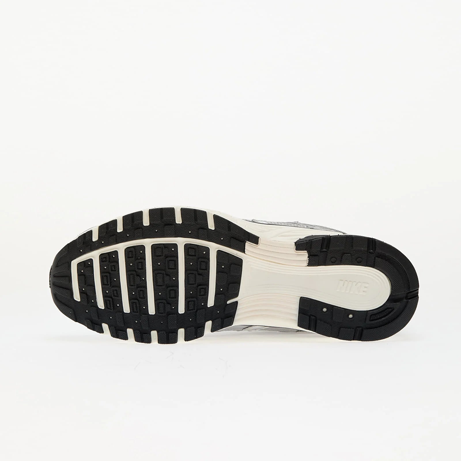 Nike P-6000 Metallic Silver