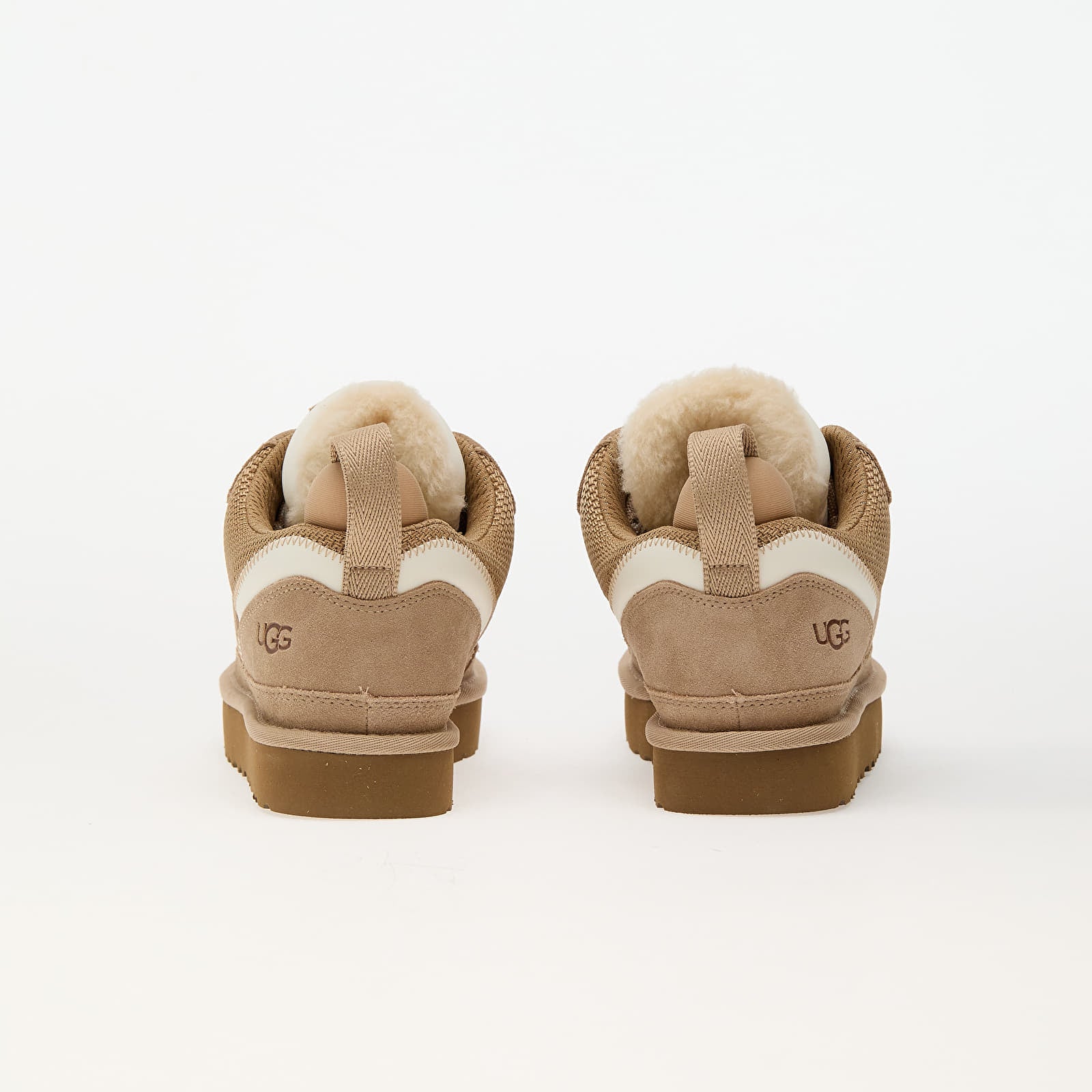 UGG Lowmel Sand