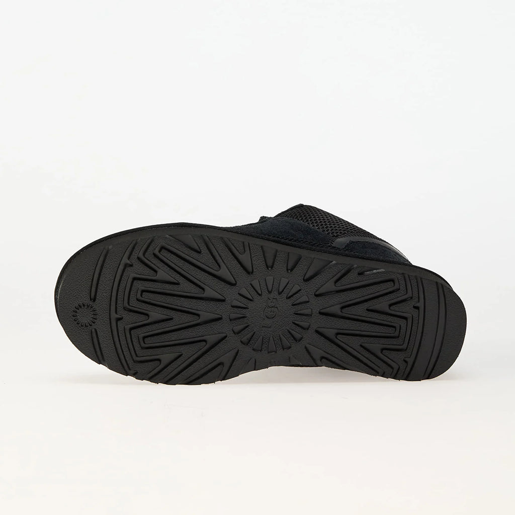 UGG Lowmel Black