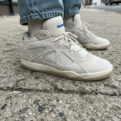 adidas BadBo 1.0 Bad Bunny Resilience