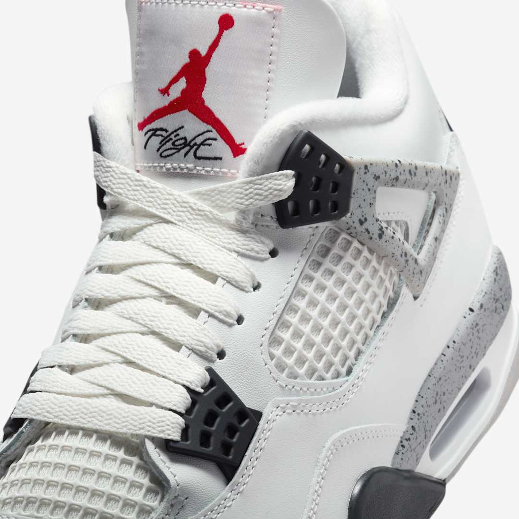 Air Jordan 4 Retro Weißzement