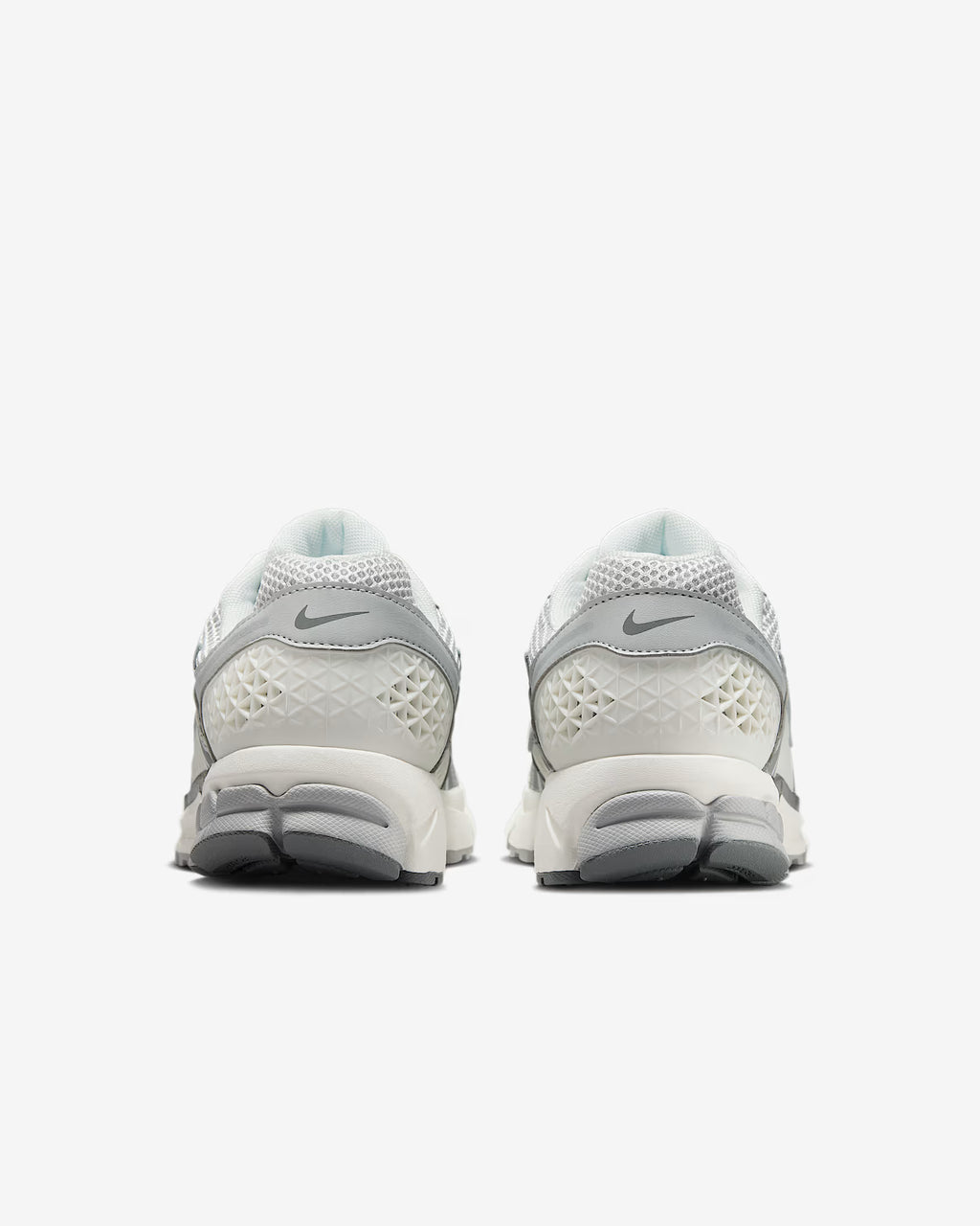 Nike Zoom Vomero 5 Metallic Silber