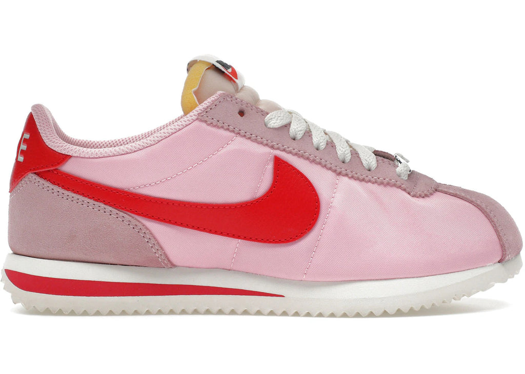 Nike Cortez TXT Medium Soft Pink Sail
