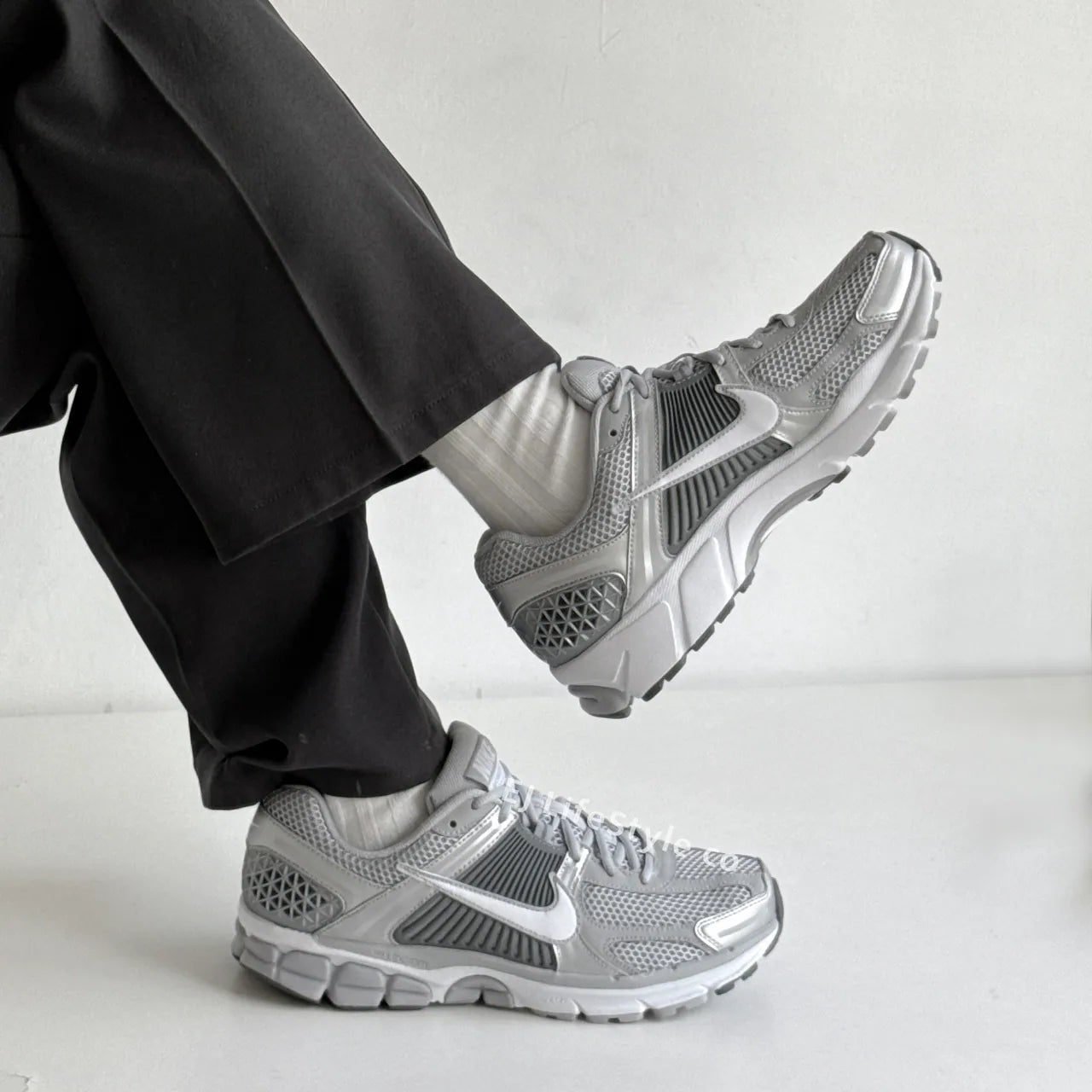 Nike Zoom Vomero 5 Cool Grey Wolf Grey