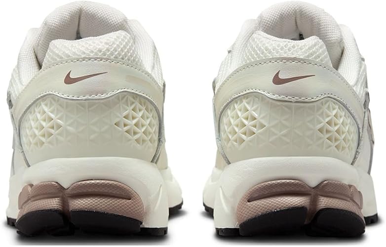 Nike Zoom Vomero 5 Sail Nerzbraun Schwarz