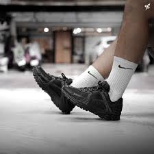 Nike Zoom Vomero 5 Triple Black