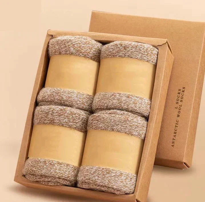 Wintersocken aus Merinowolle von Mr. Sneakerseller – Dickes, warmes Komfort-Set (4 Paar) 