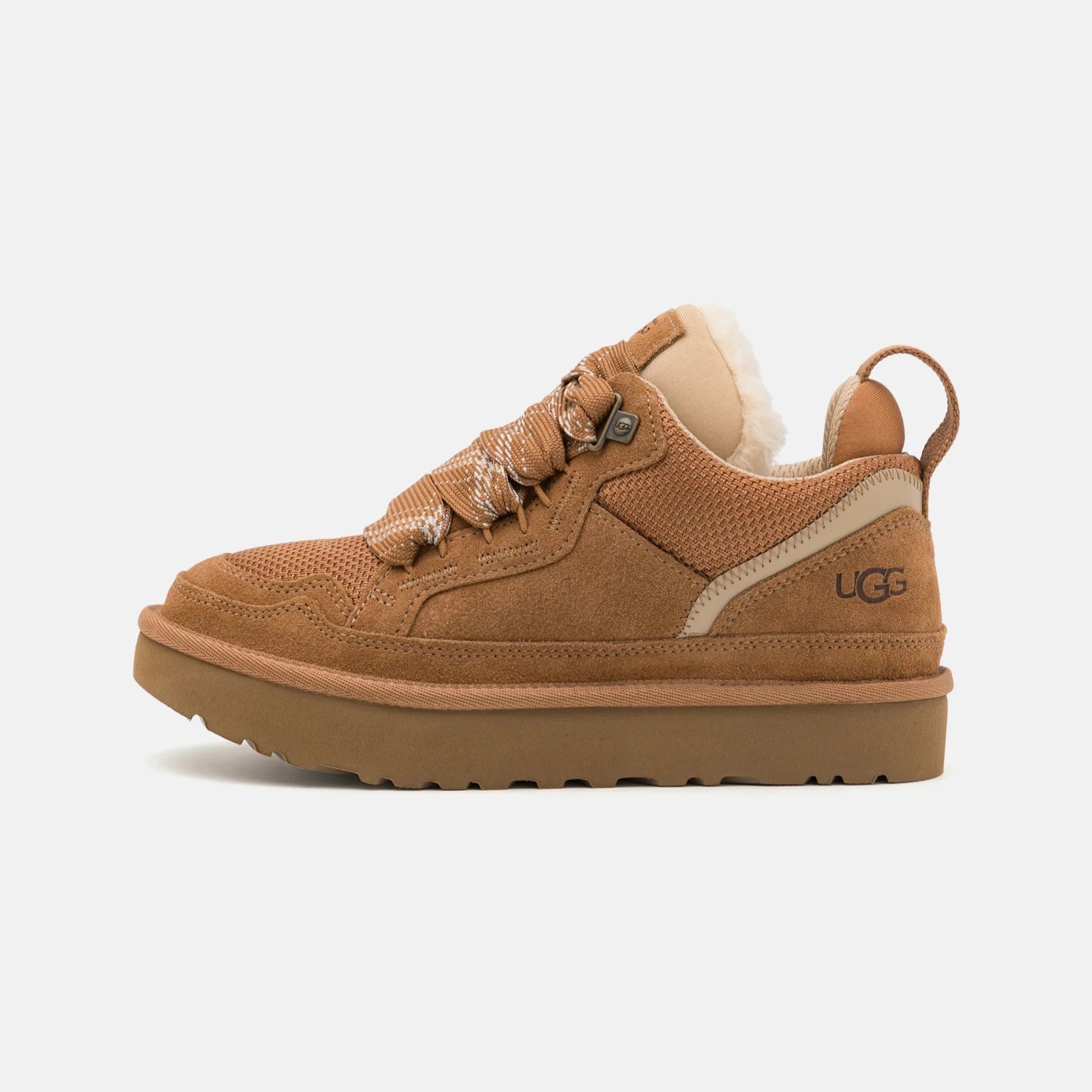 UGG Lowmel Chestnut