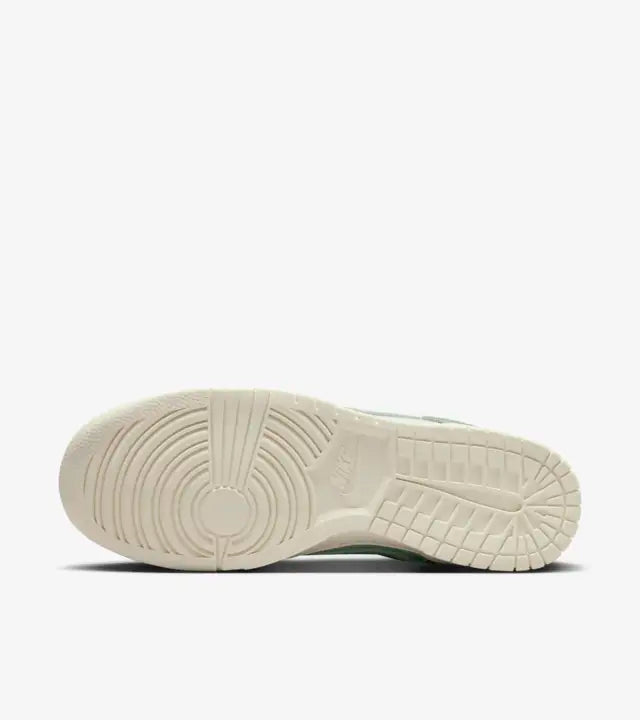 Nike Dunk Low Mica Green