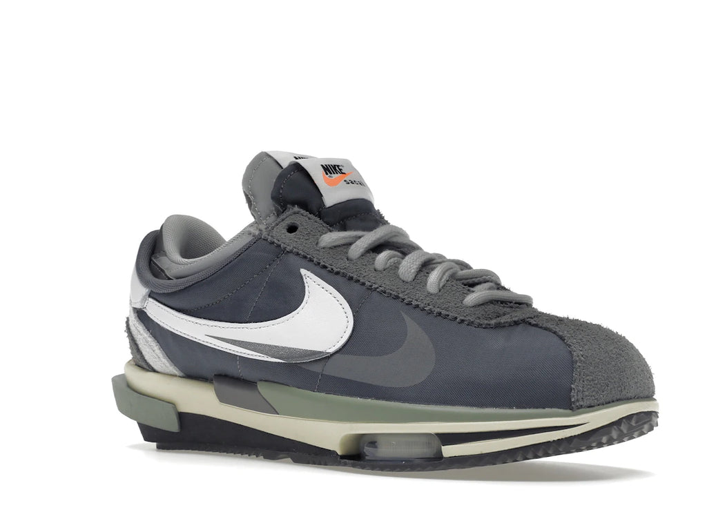 Nike Zoom Cortez SP sacai Eisengrau
