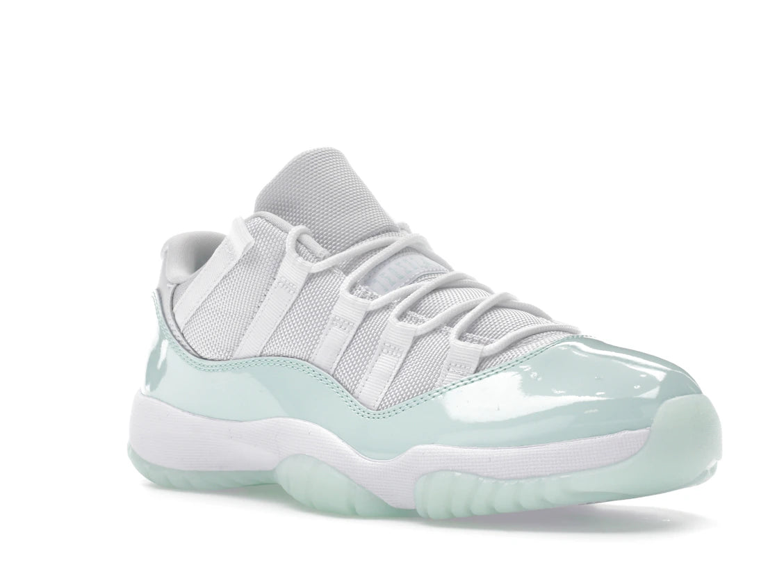 Jordan 11 Retro Low Iglu