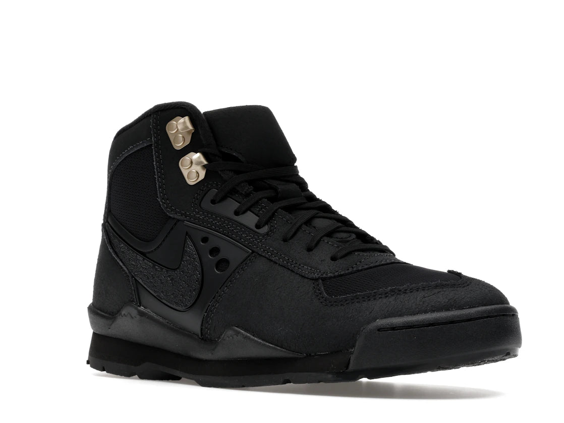 Nike Baltoro Black Metallic Gold