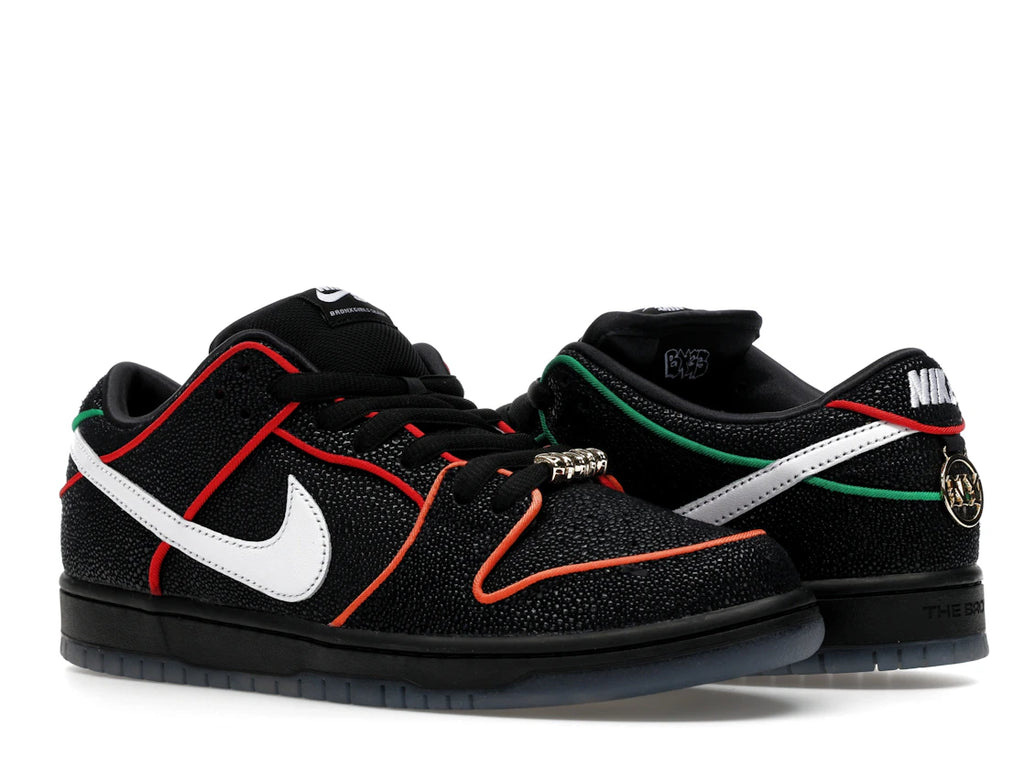 Nike SB Dunk Low Bronx Girls Skate