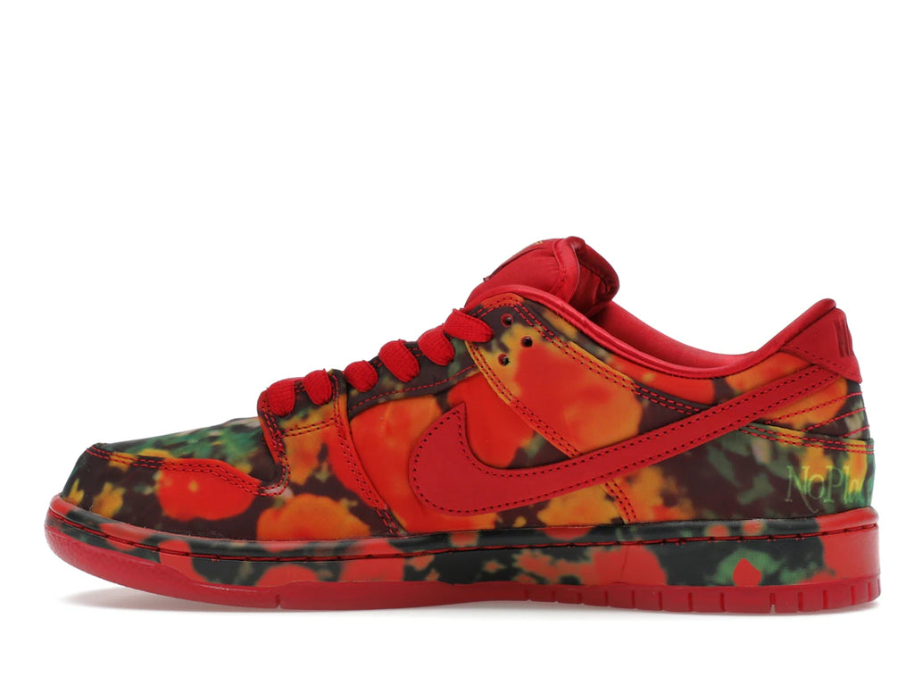 Nike SB Dunk Low The Wizard of Oz Poppy Field