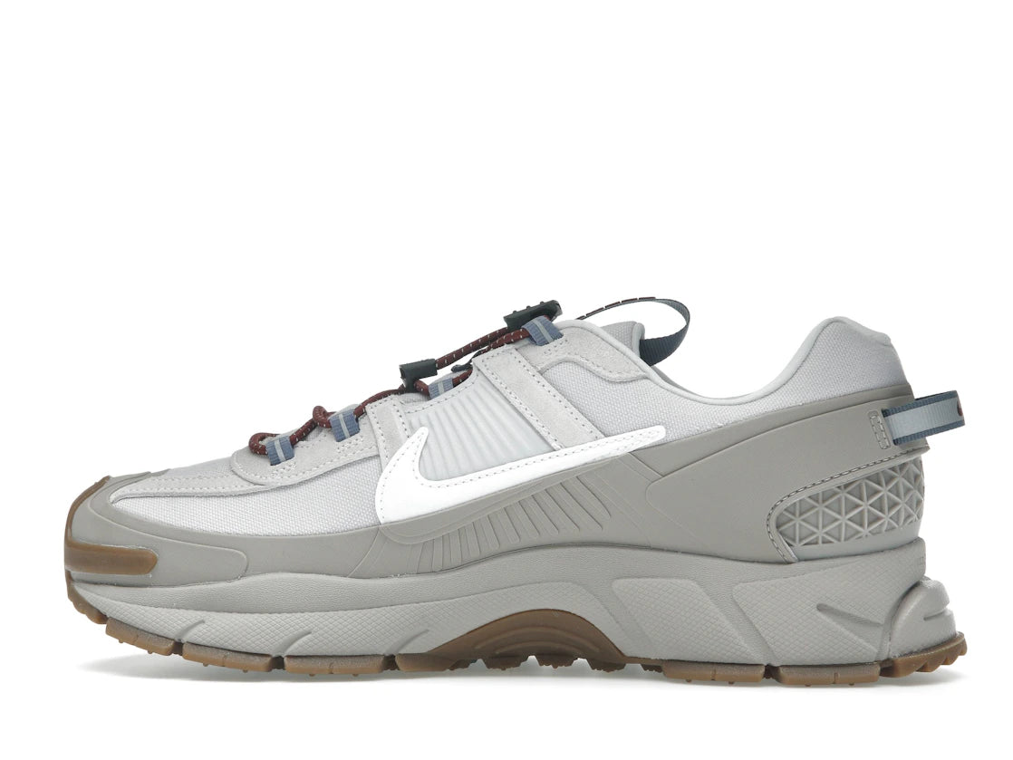 Nike Zoom Vomero Roam College Grau Weiß Gummi