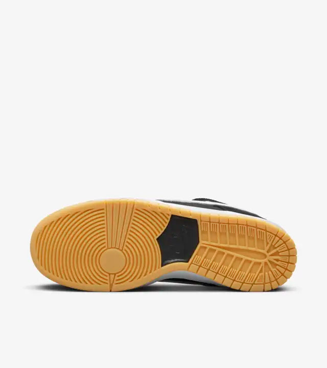 Nike SB Dunk Low Black Gum