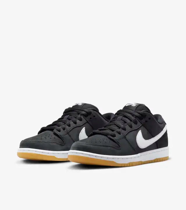 Nike SB Dunk Low Black Gum